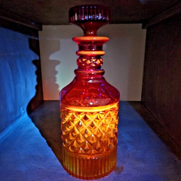 Cadmium Glass Yesteryear Decanter Amberina 10.25” With Stopper Stunning UV REACT - Picture 2 of 16